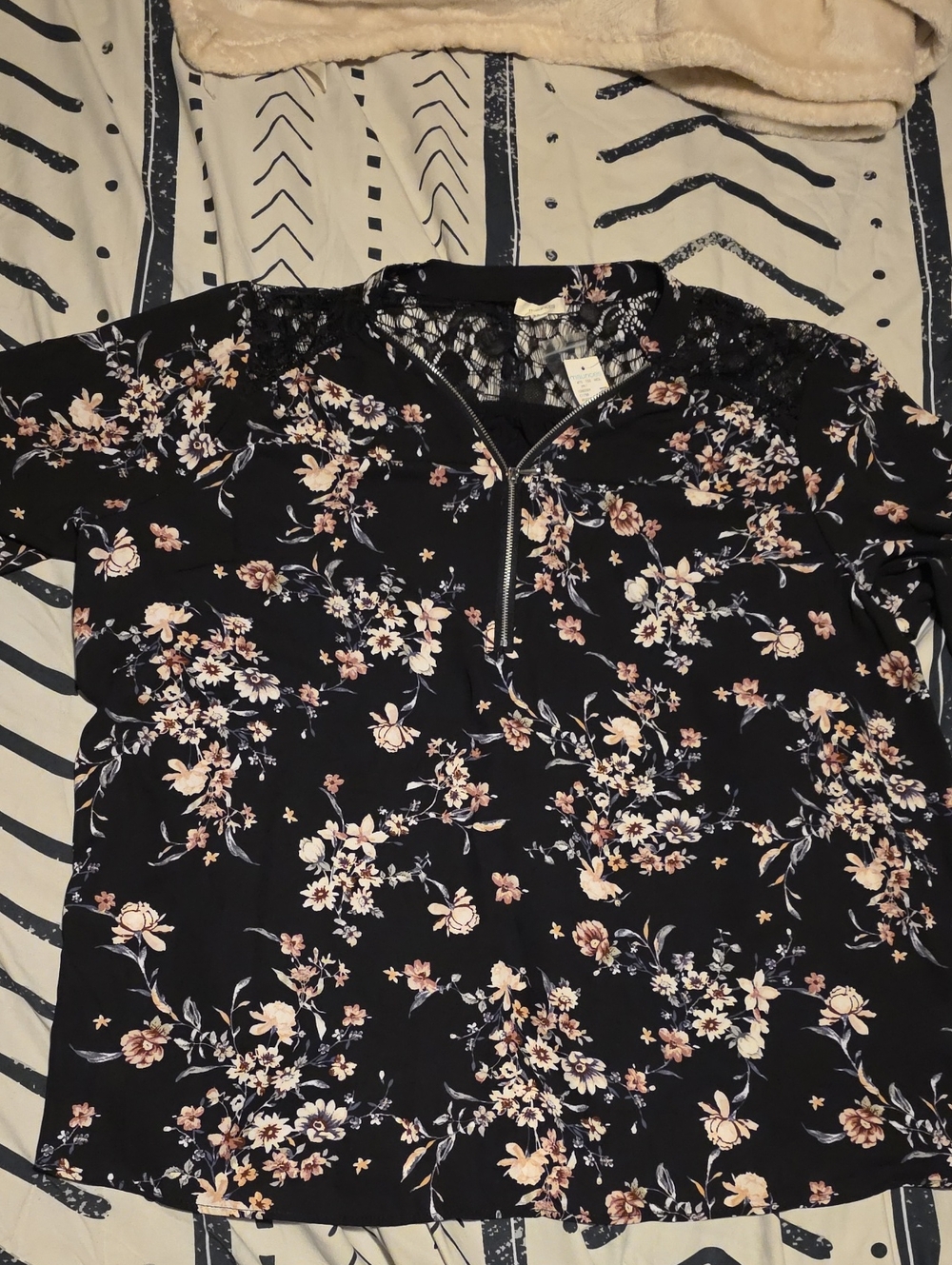 Maurices Floral Zip-Front Black Women's Blouse